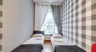 Гостиница ArtApart Санкт-Петербург Двухместный номер с 2 отдельными кроватями и диваном-8
